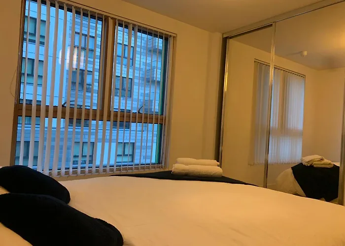 2 Bedrooms Apartment In Rg Centre